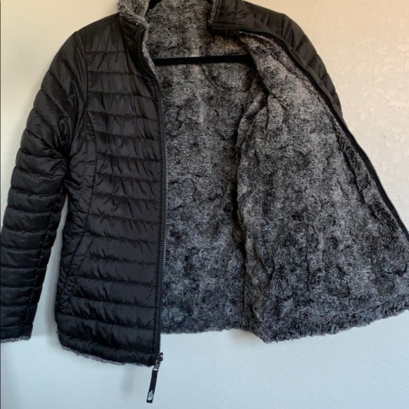 Black NORTHFACE winter jacket. KIDS SIZES - Picture 2 of 5